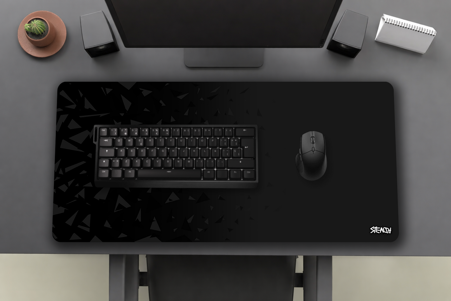 Black Shatter ⏐ Gaming Mousepad